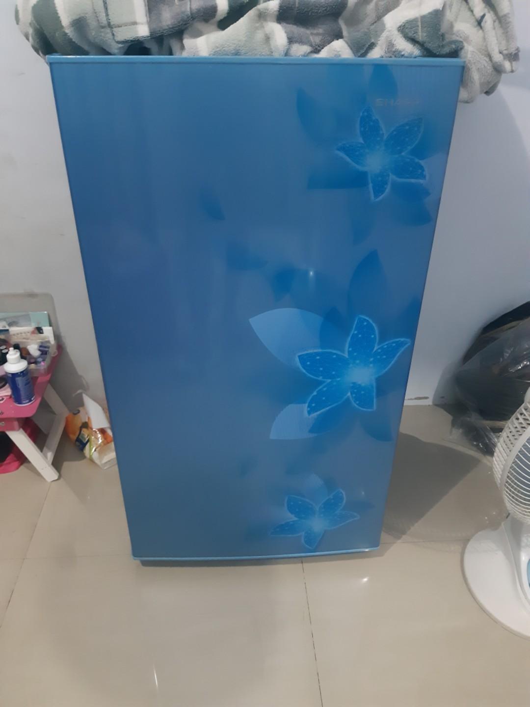 Kulkas Sharp 1 Pintu Kirei Ii Sj N166f Elektronik Lainnya Di