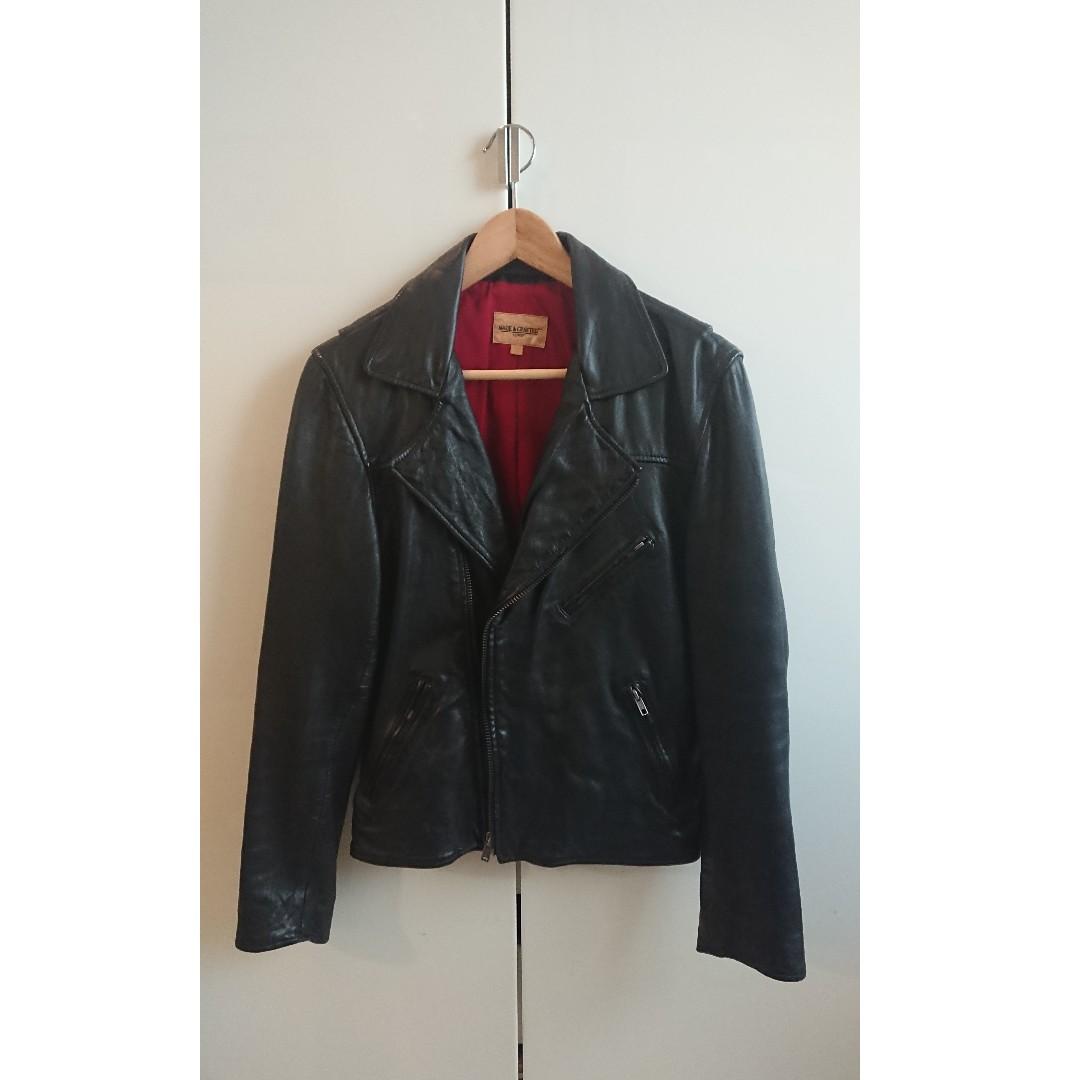 levis black coat