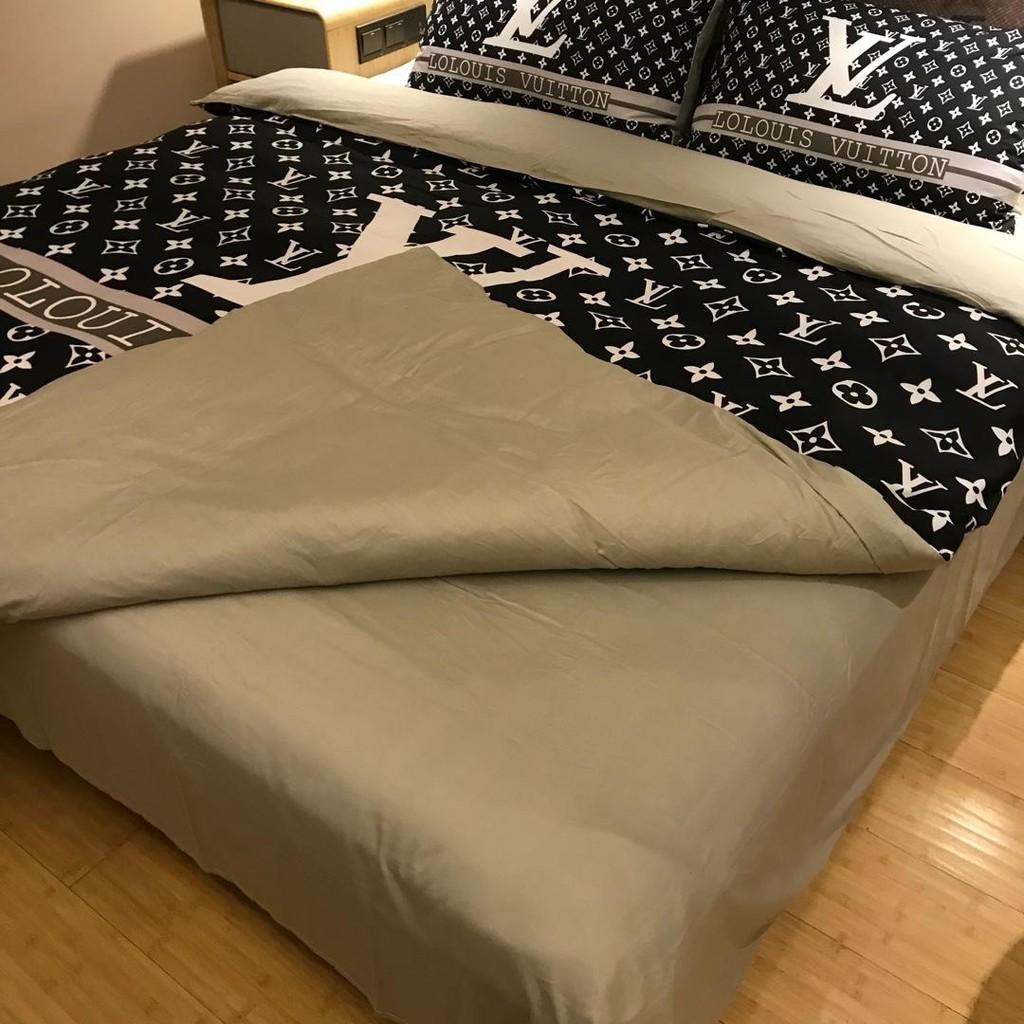 Bed matters - Serving😍😍😍 Louis Vuitton bedsheets at