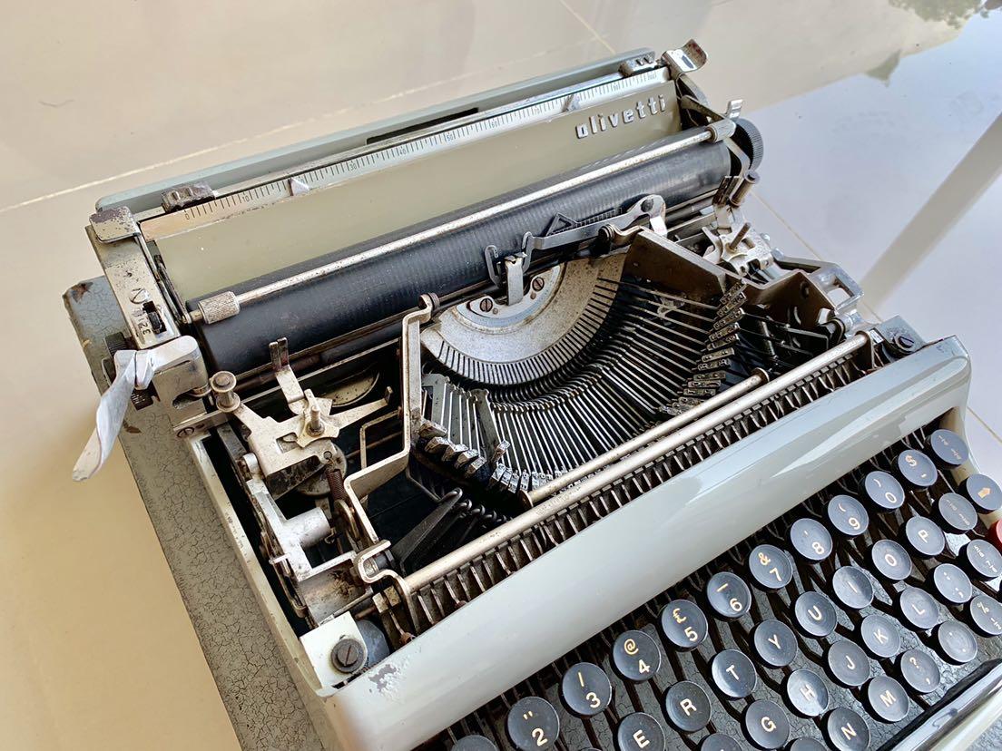 Olivetti Lettera 22 typewriter , Furniture & Home Living ...