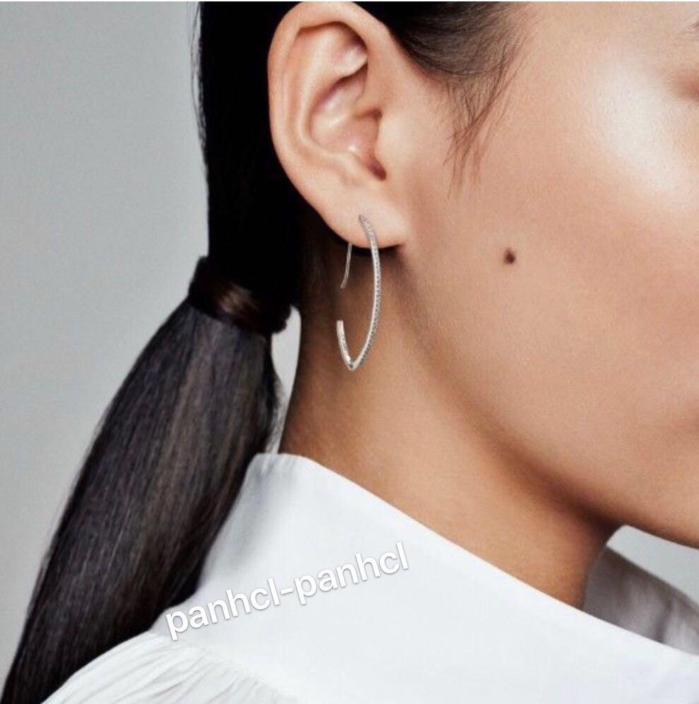 Pandora oval shop sparkle hoop earrings