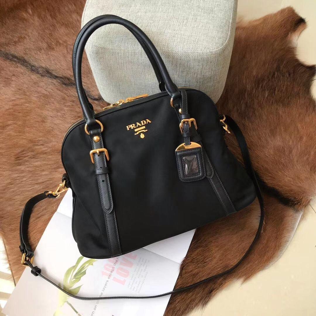 Prada shell bag clearance