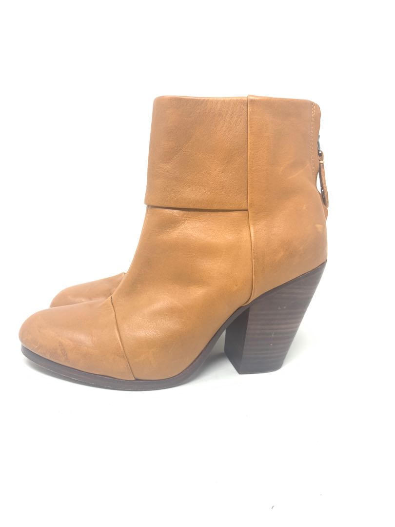 Bone Leather tan nude ankle boots size 