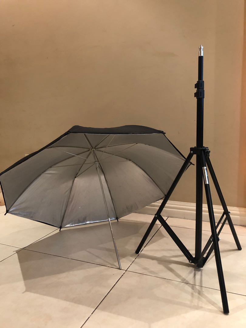 Tripod light stand with umbrella, Photography, Photography Accessories