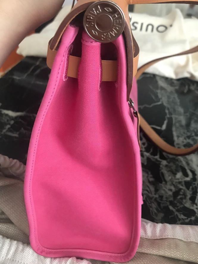 V.Gd Condition Hermes Herbag 31 Pink Rose Hortensia #Q w/Receipt, Luxury,  Bags & Wallets on Carousell