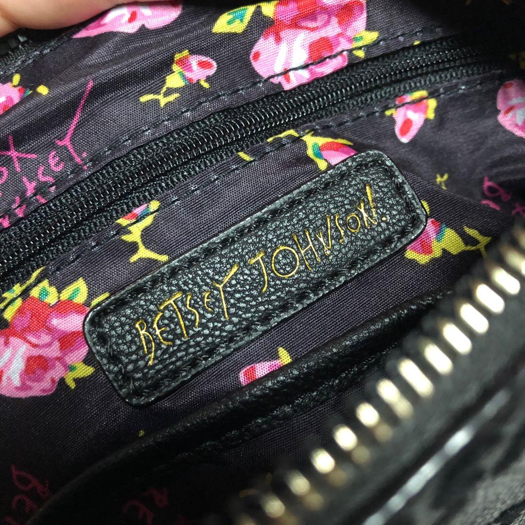Xox betsey 2025 purse