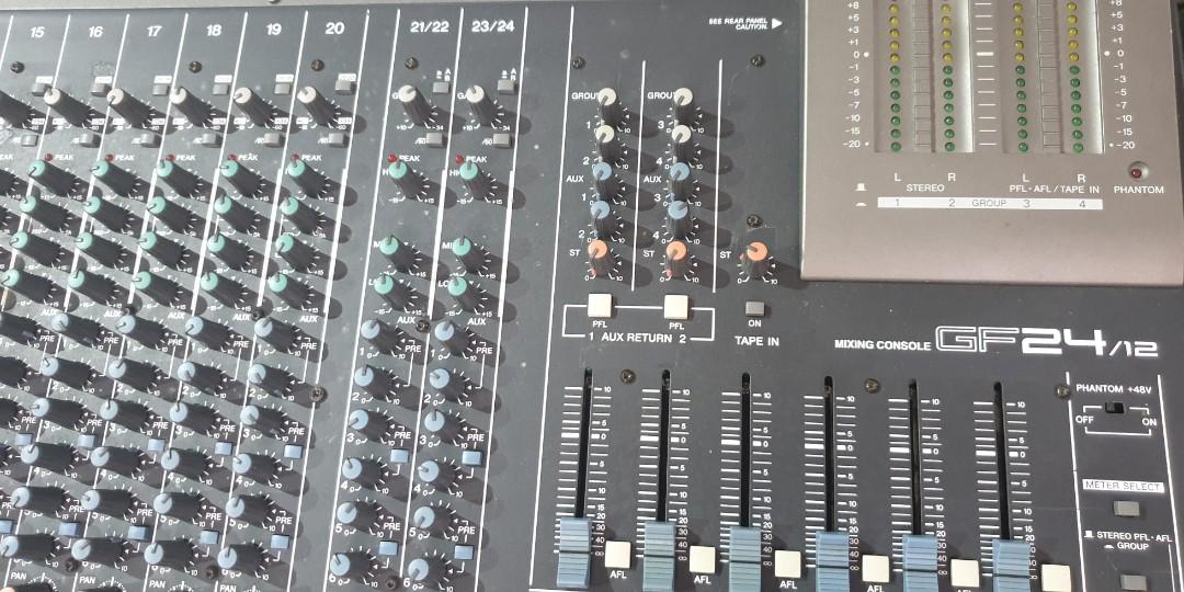 Yamaha 24 channel Mixer come with Peavey DELTAFX, Hobbies & Toys, Music