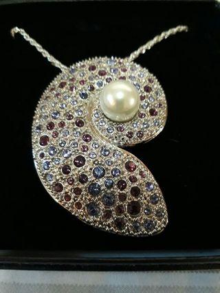 Re-priced studded pendant/brooch with pearl