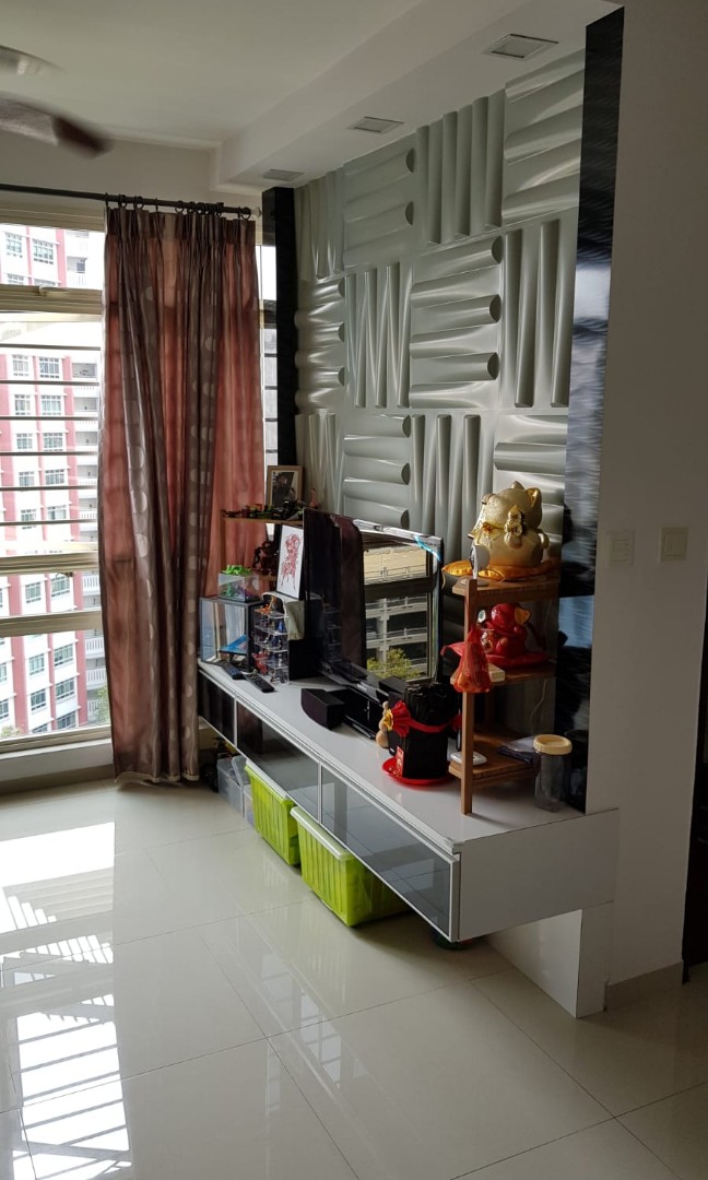 (Category: ) located in . Submitted by juliesee (Listing ID 249698147, Image 1). Description: .