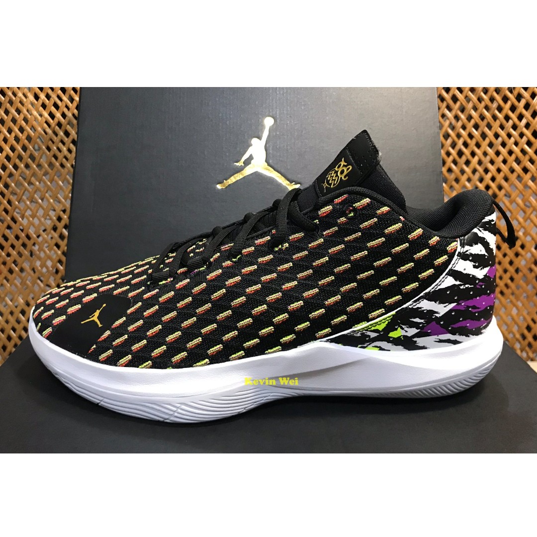 Air Jordan 12 PF 黑彩CJ4275-007 籃球鞋US10.5, 他的時尚, 鞋, 運動鞋在旋轉拍賣