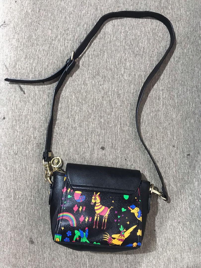 Authentic Bromen Mini Sling Bag (Category: Cross-body Bags) located in Quezon City. Submitted by good.idea (Listing ID 249810822, Image 2). Description: Original Bromen Mini Sling bag No flaw Minimal signs of usage only Genuine Saffiano Leather Gold hardwares Can fit medium wallet and plus size cp Last price posted.