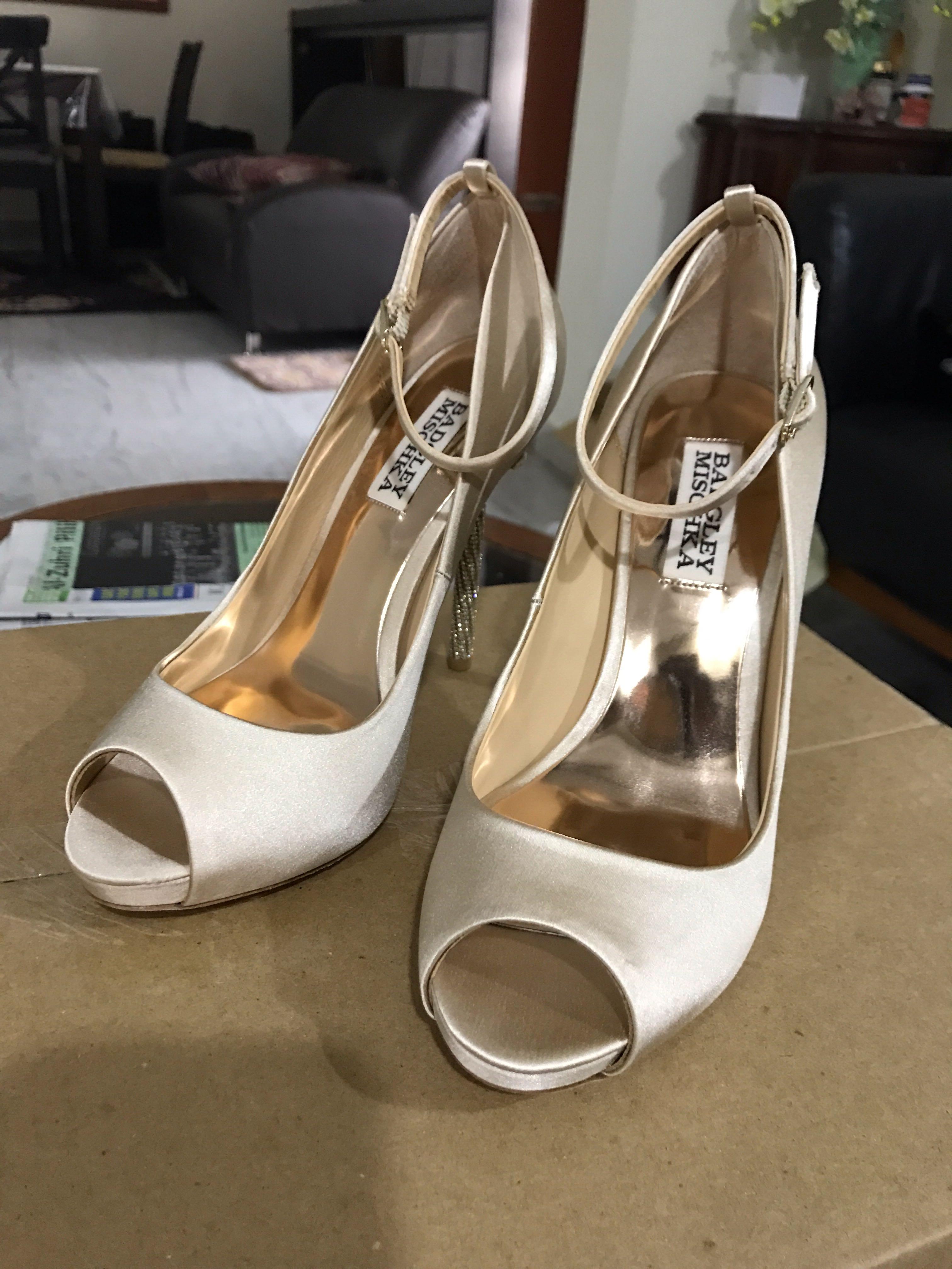Badgley Mischka Diego Ankle Strap Pumps