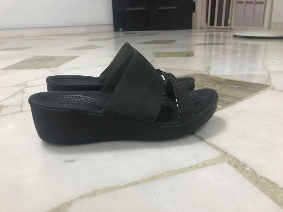 Crocs colorblock wedge