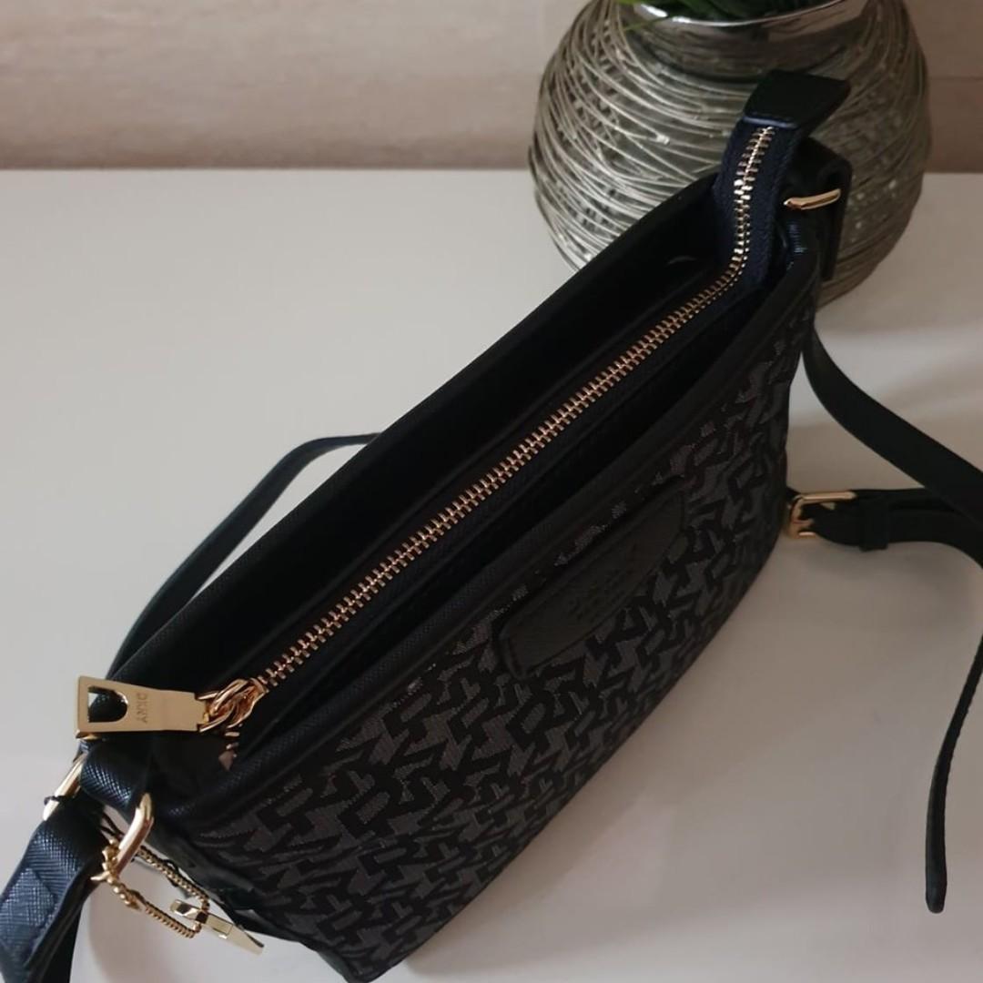 DKNY Ava Logo Canvas Crossbody Bag with Tag Black, Women's Fashion