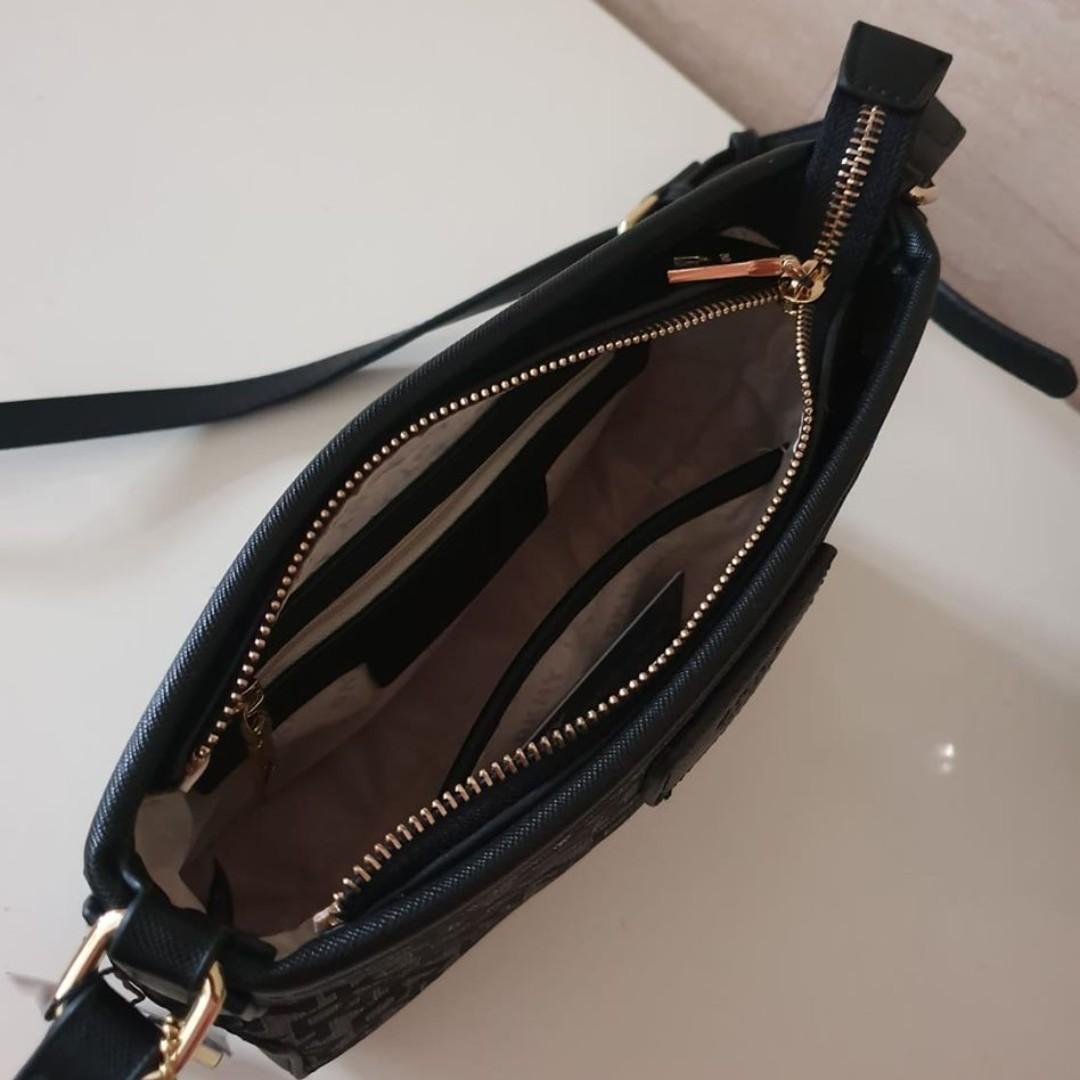 DKNY Ava Logo Canvas Crossbody Bag with Tag Black, Women's Fashion