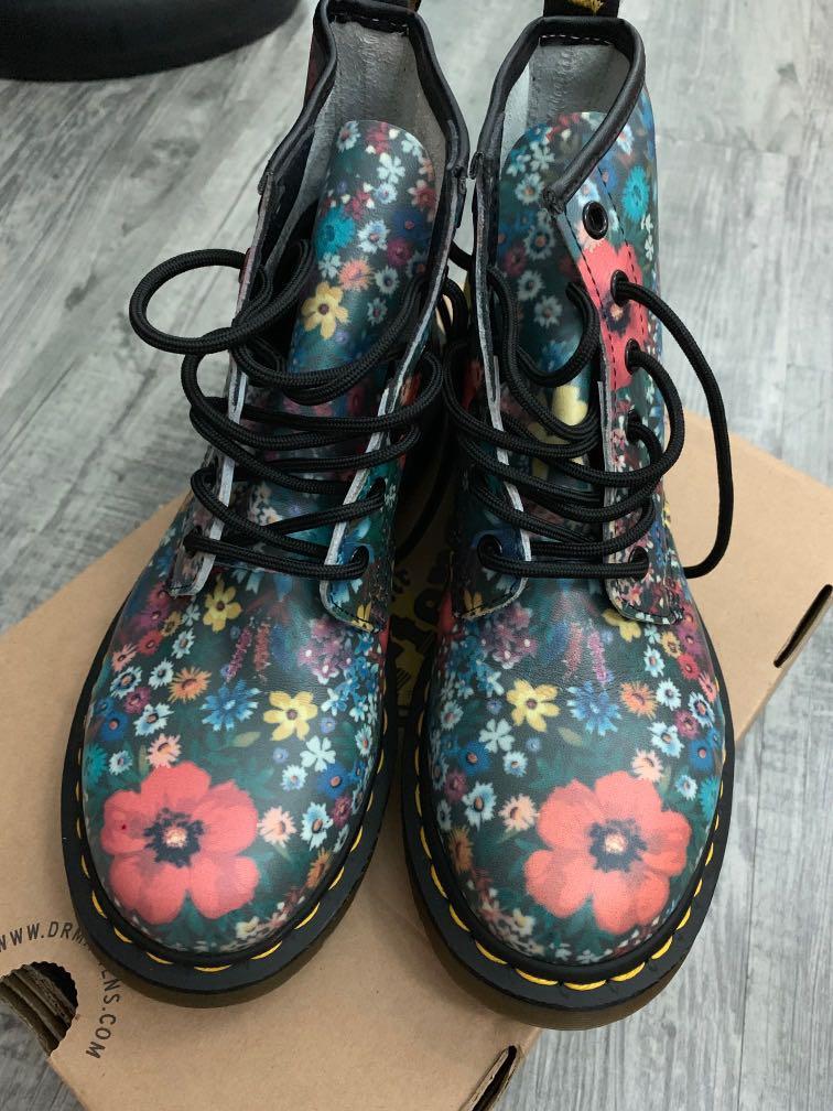 Wanderlust doc sales martens