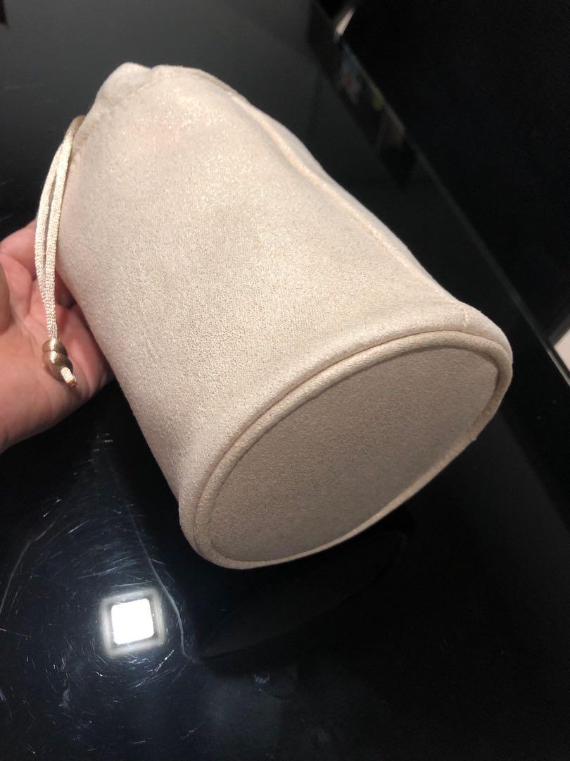 Emirates Bvlgari Business Class Toiletries Kit Bucket Bag, Furniture