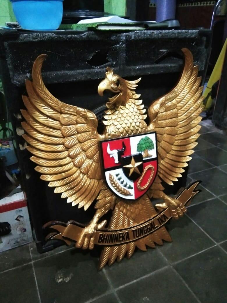 Lambang Garuda Indonesia Design Craft Artwork On Carousell