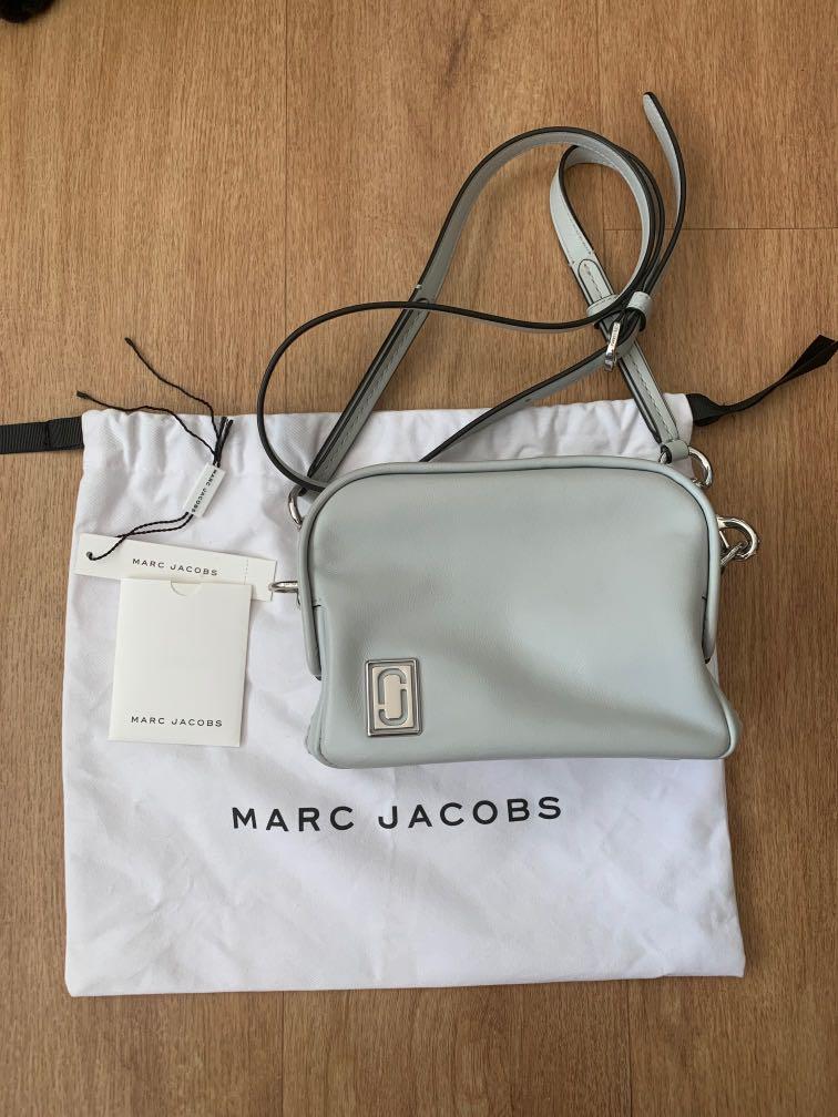 Marc Jacobs Mini Squeeze slingbag Women s Fashion Bags Wallets Cross body Bags on Carousell