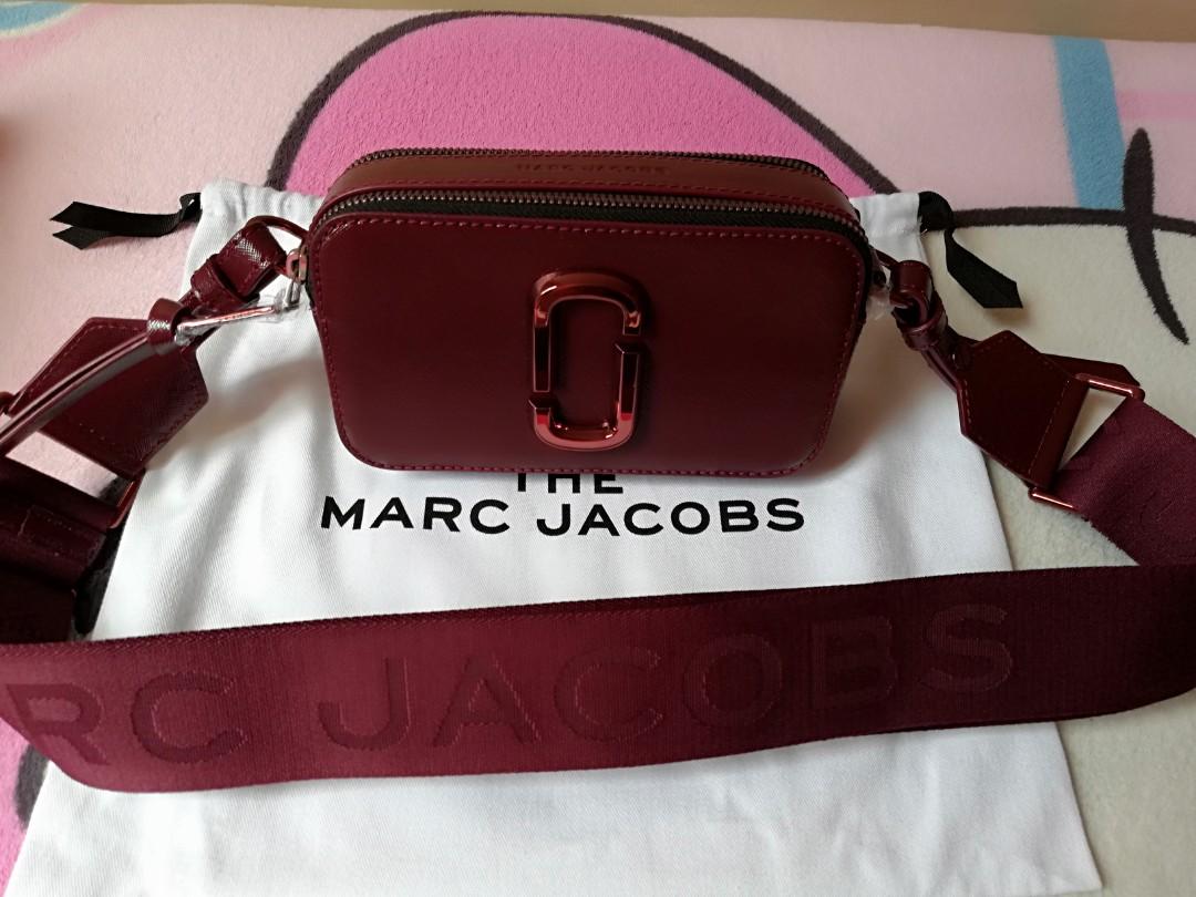 BRAND NEW* Marc Jacobs: The Snapshot Small Camera Bag — Deep  Maroon/Graphite, Women's Fashion, Bags & Wallets, Cross-body Bags on  Carousell