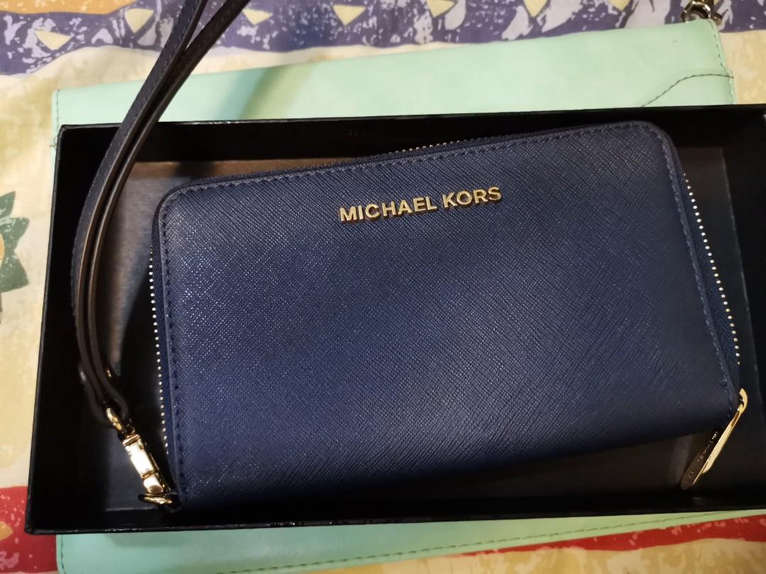 michael kors wallet warranty