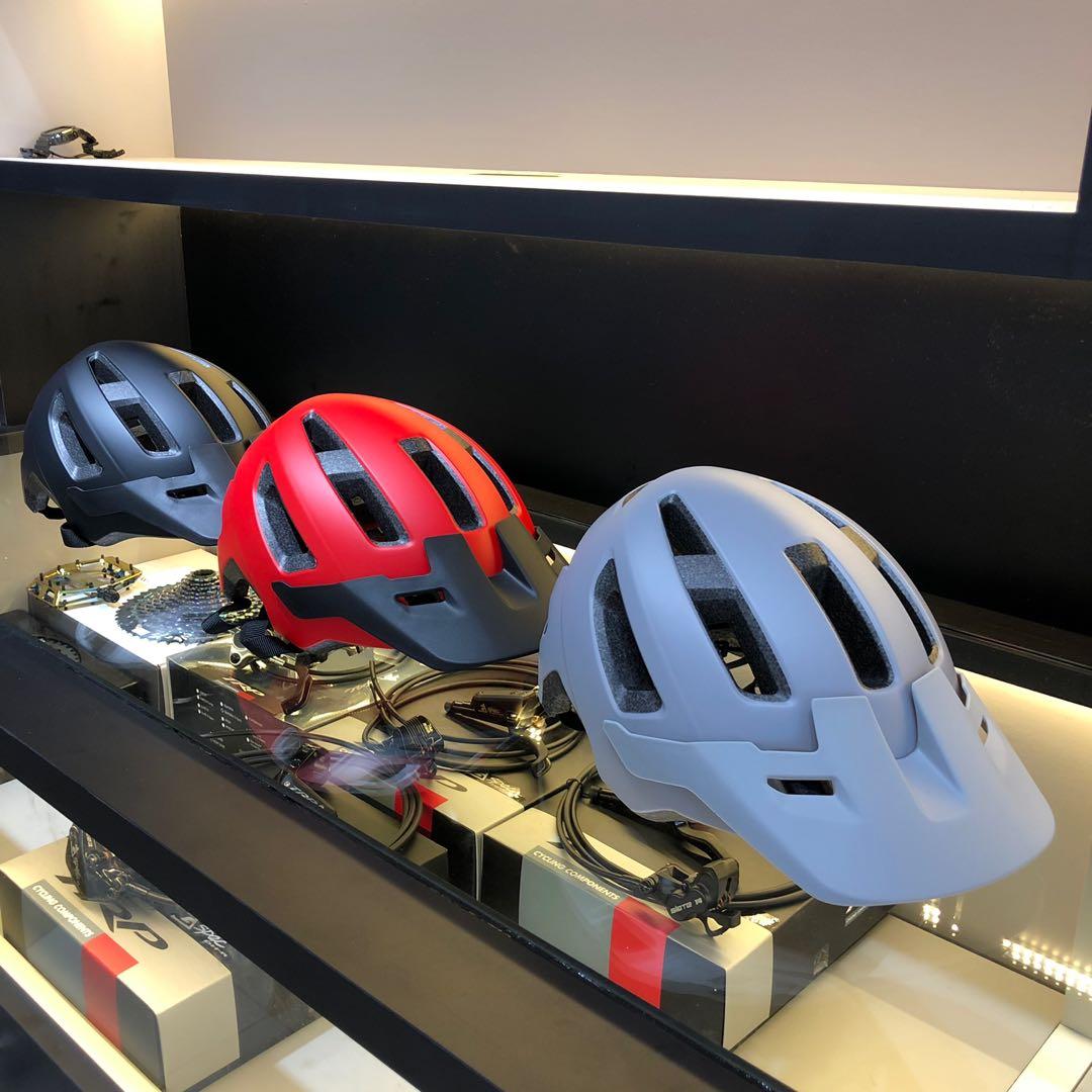 bell nomad mountain bike helmet