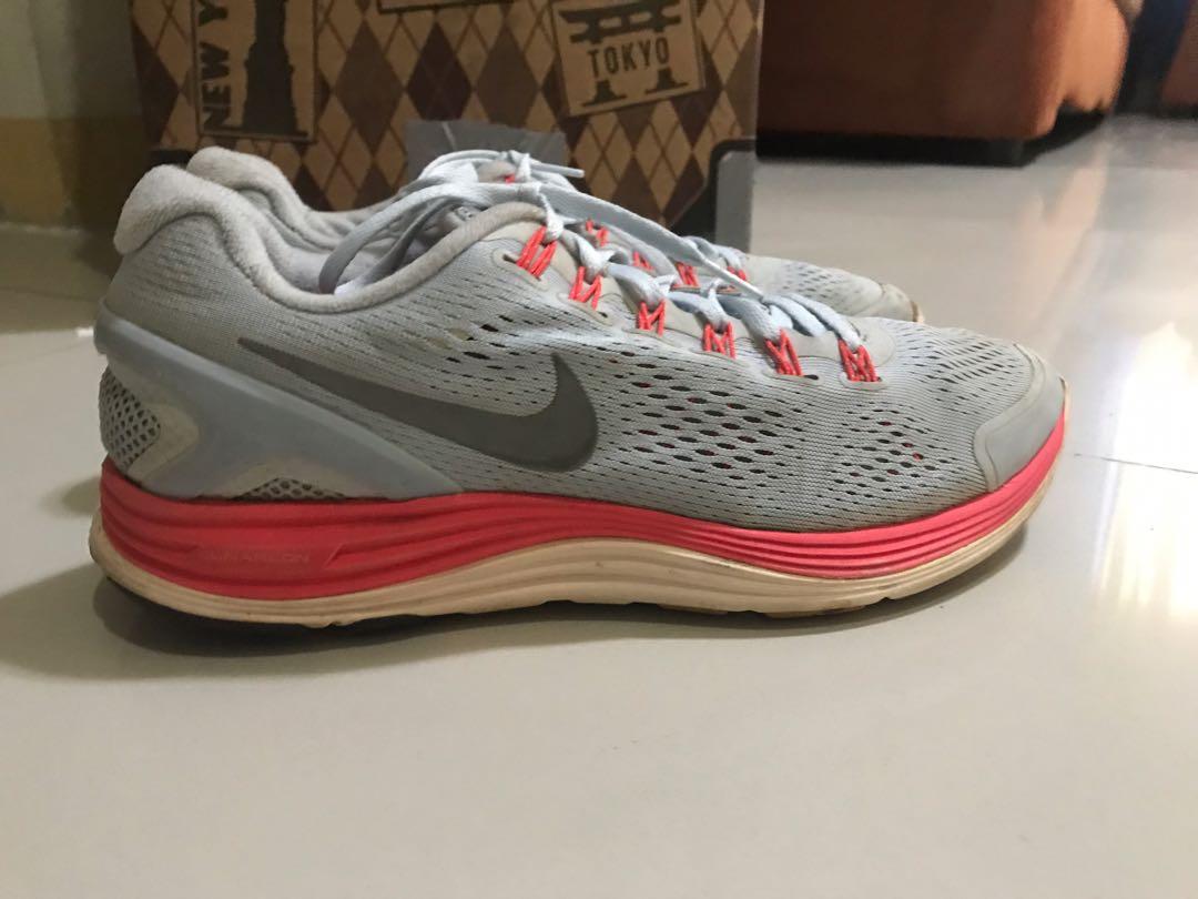 Nike Lunarlon 4, Sports, Exercise and Body Building on Carousell