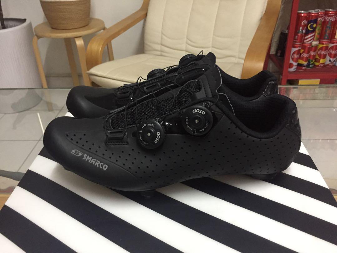 Smarco Roadbike Shoes Men s Fashion Activewear on Carousell