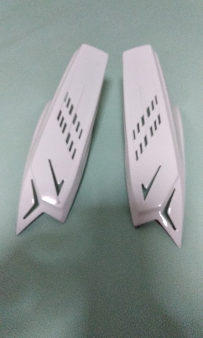 Motorcycle helmet fins, Motorcycles, Motorcycle Apparel on Carousell