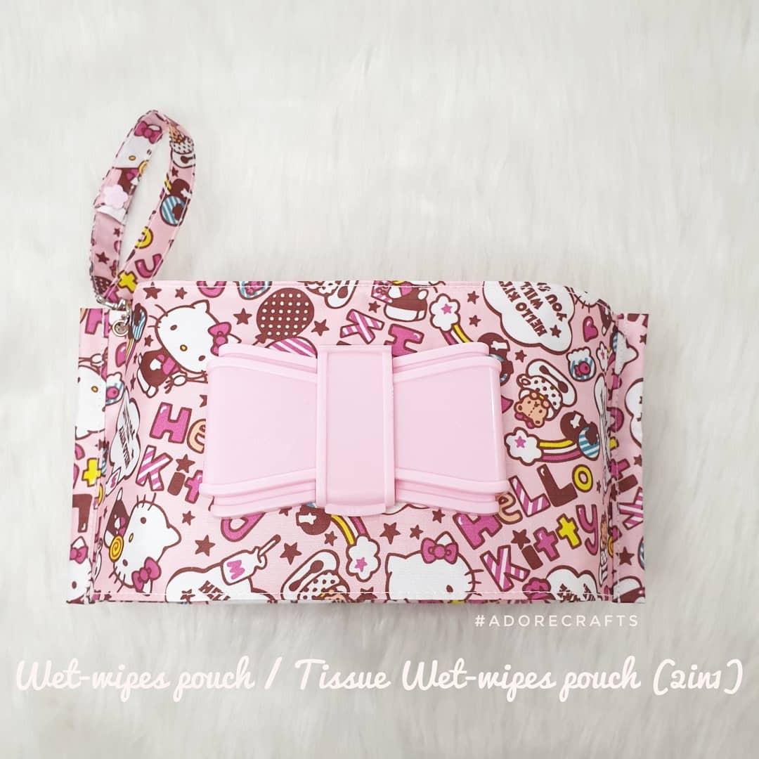 wet wipes pouch