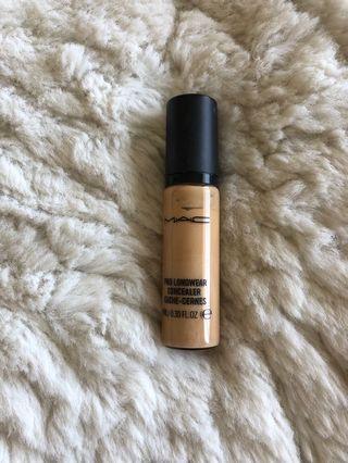 Mac Concealer - NC30