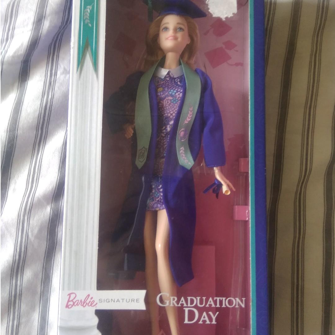 2019 graduation barbie