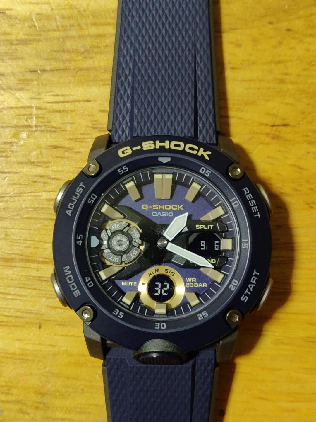 Casio G SHOCK GA 2000 2ADR with 1 yr warranty and FREE analog watch