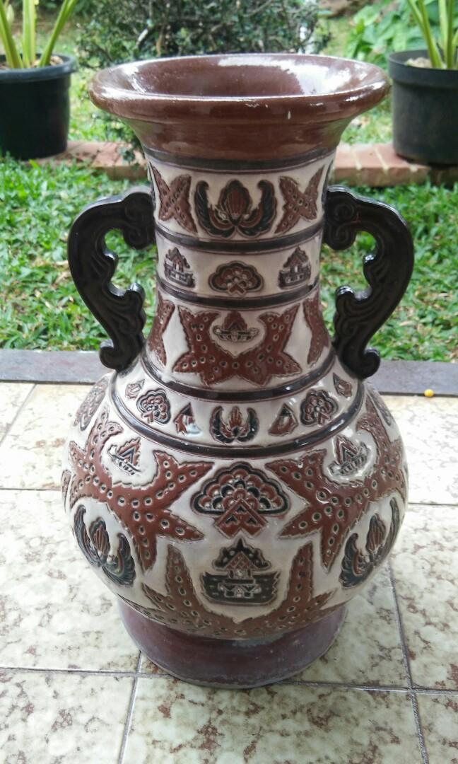 Unduh 500 Gambar Guci Dan Bunganya  HD