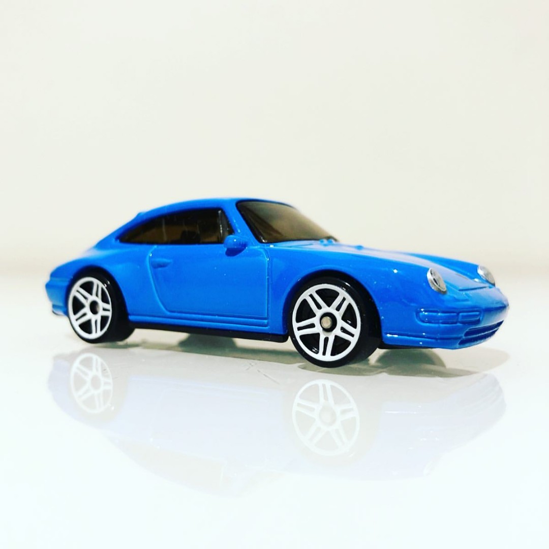 Hot wheels 96 porsche carrera blue clearance