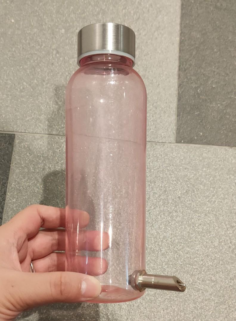 Silent guinea pig water bottle top