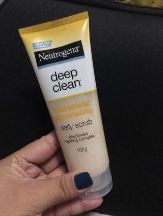 Neutrogena Deep Clean Blackhead Daily Scrub