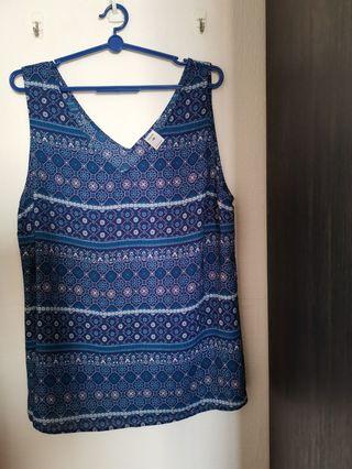 Blue Top UK18