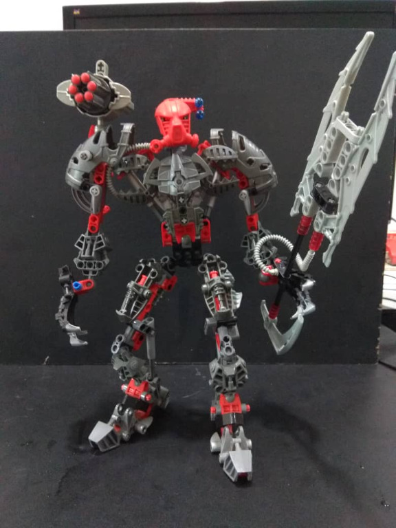 Maxilos & 2025 spinax