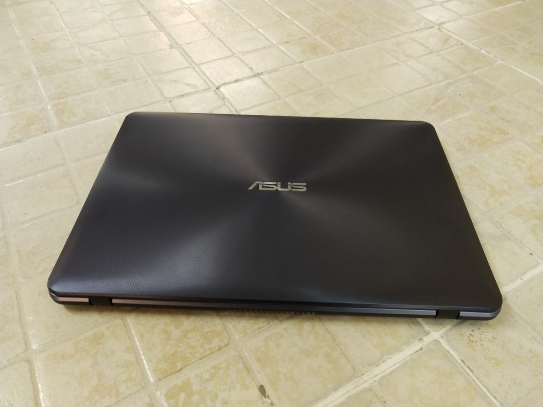 Asus X442u Gaming Laptop I7 8th Gen Nvidia Mx130 4gb Ram 1 Terra Hdd Electronics Computers Laptops On Carousell