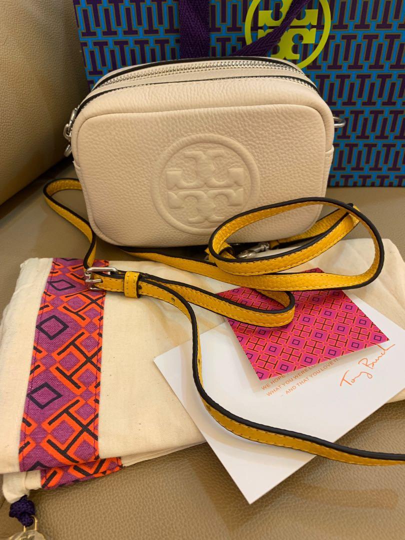 Ready stock Authentic Tory Burch McGraw Perry camera bag sling bag (Category: Bags & Wallets) located in Kuala Lumpur. Submitted by kimberryshop2 (Listing ID 250089916, Image 1). Description: Original Tory Burch Pictures by Kimberryshop 17.5*12*7cm The bag is 100% authentic obtained from US outlet 🗽 The price is lower due to the items is obtained directly from factory outlet and its tax free. Please follow my listing 😘, new items will be added 