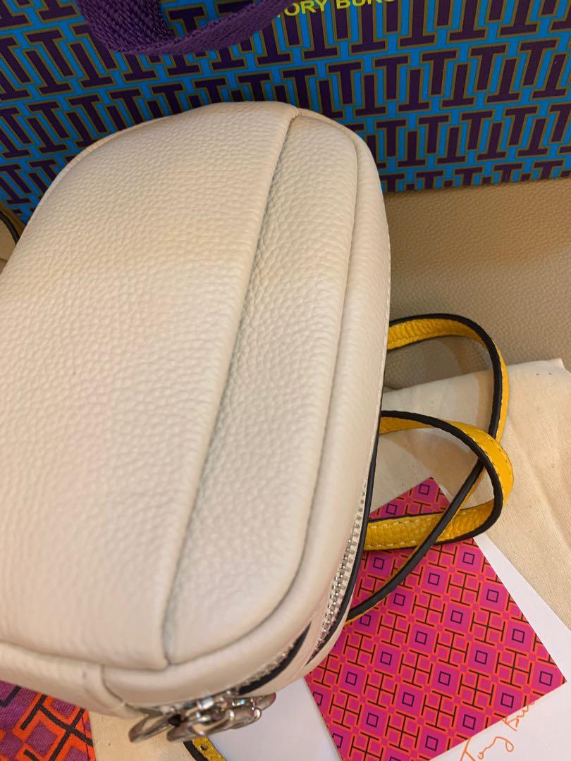 Ready stock Authentic Tory Burch McGraw Perry camera bag sling bag (Category: Bags & Wallets) located in Kuala Lumpur. Submitted by kimberryshop2 (Listing ID 250089916, Image 2). Description: Original Tory Burch Pictures by Kimberryshop 17.5*12*7cm The bag is 100% authentic obtained from US outlet 🗽 The price is lower due to the items is obtained directly from factory outlet and its tax free. Please follow my listing 😘, new items will be added 