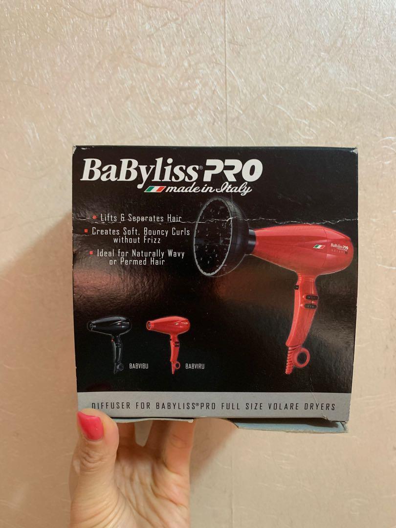 Babyliss Pro diffuser （分類：髮飾）位於 Hong Kong。 由 canning15 提交（商品編號 250125719，圖片 1）。簡介： 全新未用過 brand new Diffuser for Babyliss Pro full size volare dryer 。