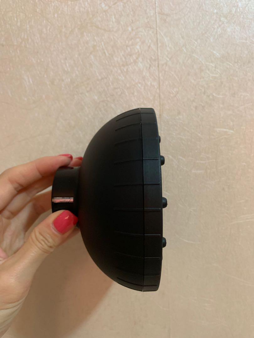 Babyliss Pro diffuser （分類：髮飾）位於 Hong Kong。 由 canning15 提交（商品編號 250125719，圖片 4）。簡介： 全新未用過 brand new Diffuser for Babyliss Pro full size volare dryer 。