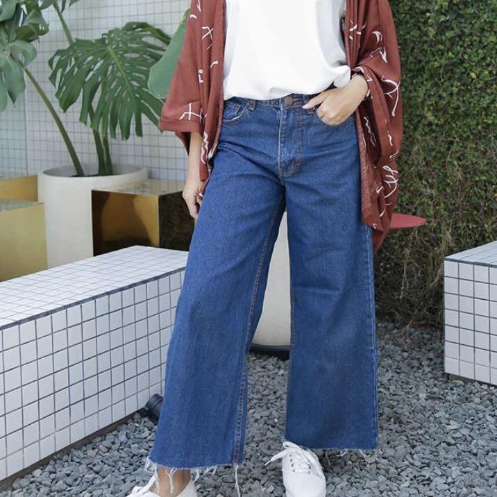 Culottes jeans size 30, Fesyen Wanita, Pakaian Wanita, Bawahan di Carousell