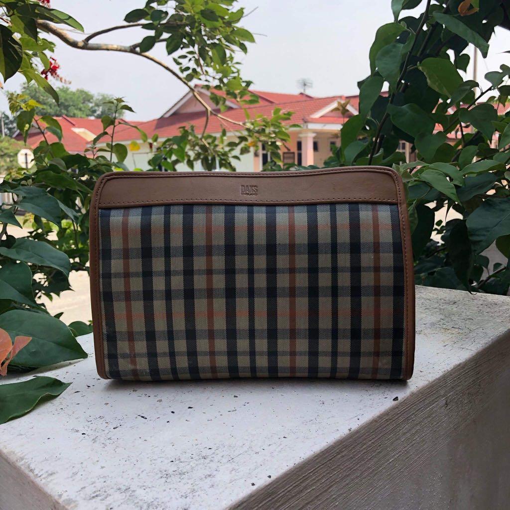 Daks discount clutch bag