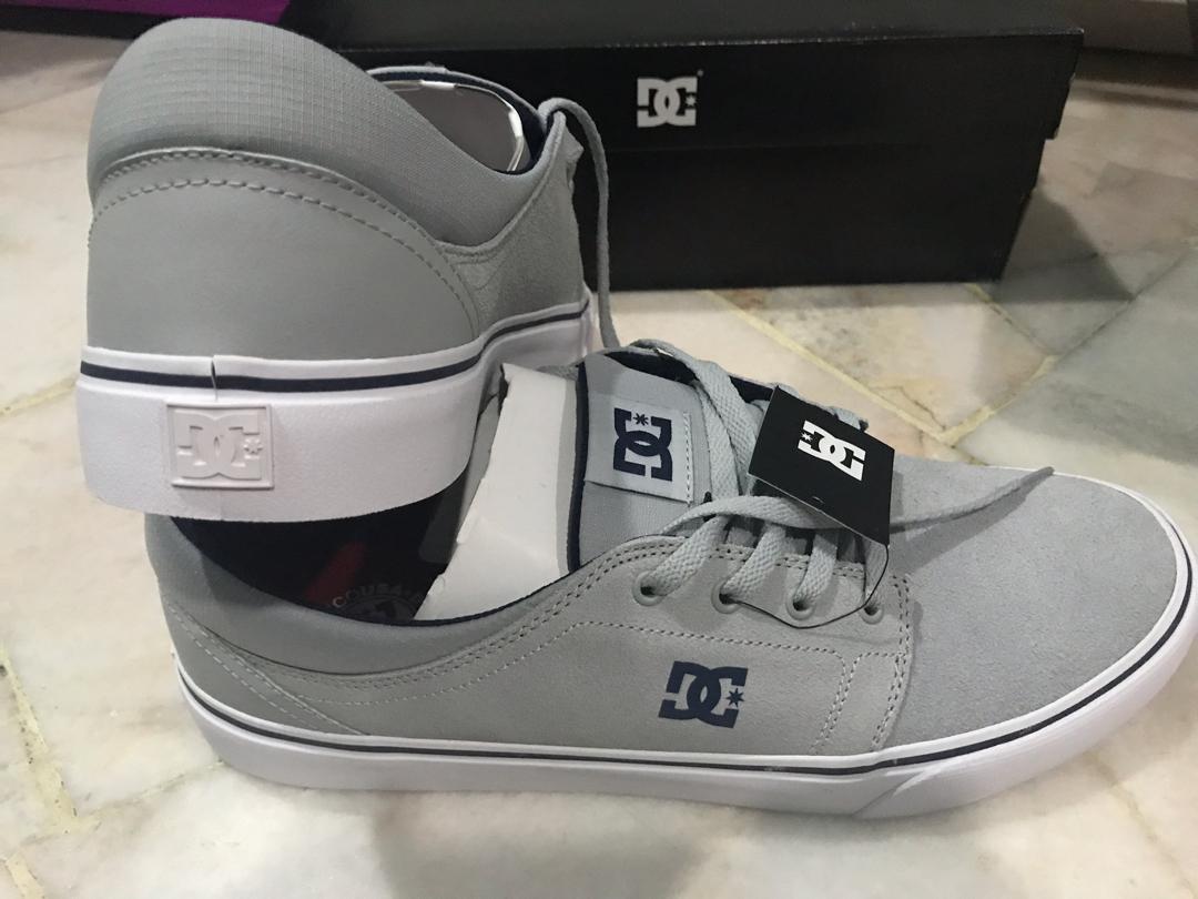 DC Shoes - Trase S, Men's Fashion, Footwear, Sneakers on Carousell