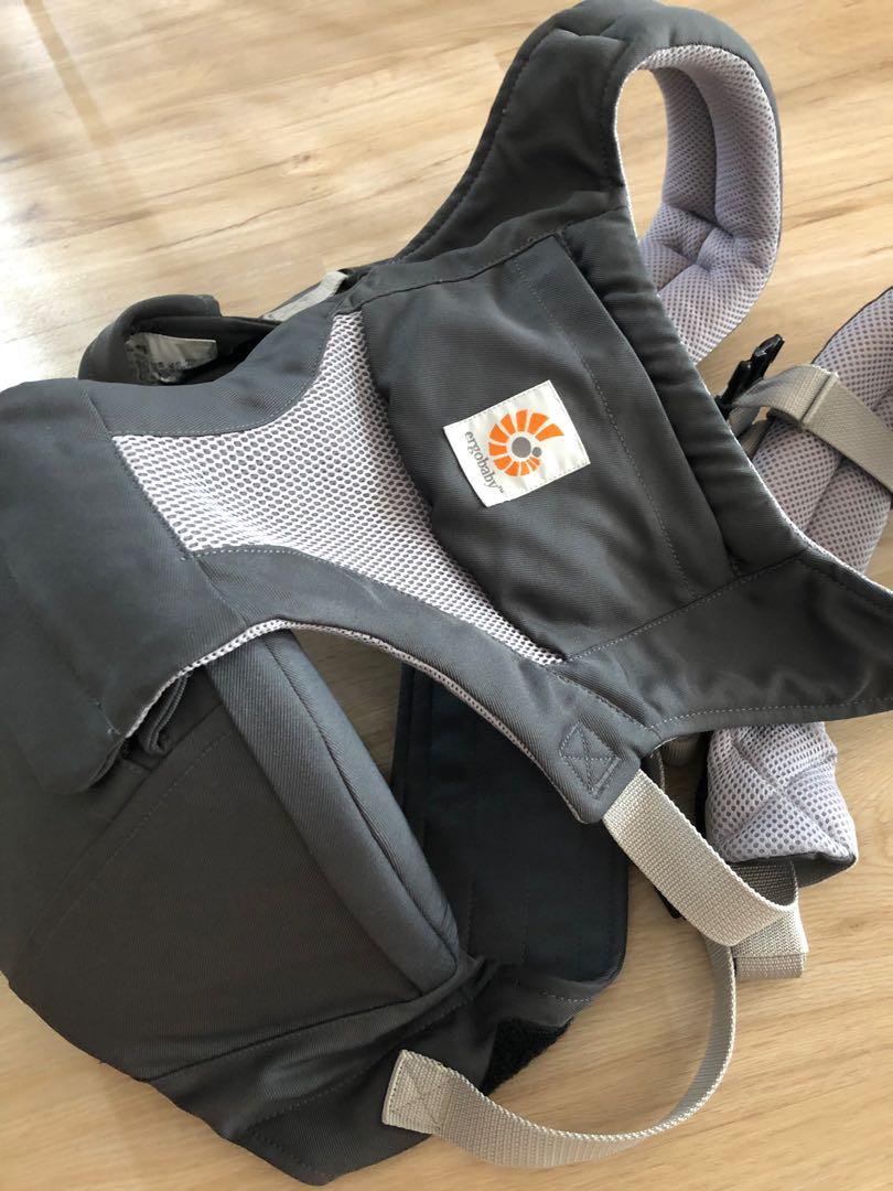 ergobaby hip seat baby carrier