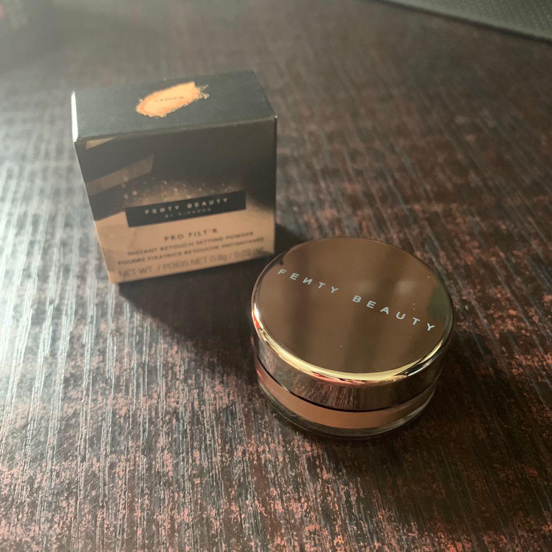 Fenty Beauty Pro Filt r Instant Retouch Setting Powder MINI Honey