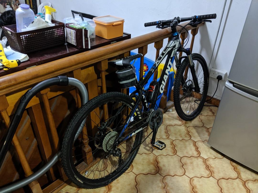 2014 Giant Xtc With Maxxis Tyre Bicycles Pmds Bicycles Mountain Bikes On Carousell